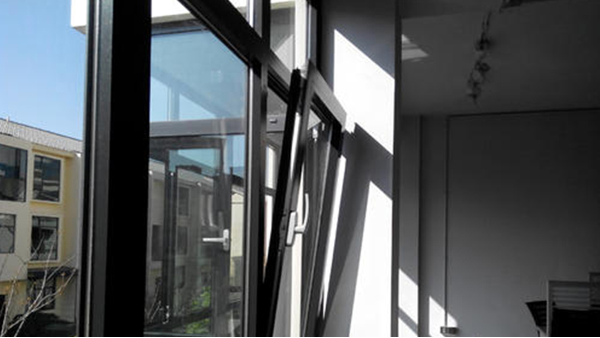 都2020年了，你還在與高端門窗談價格，和低端門窗談質(zhì)量？