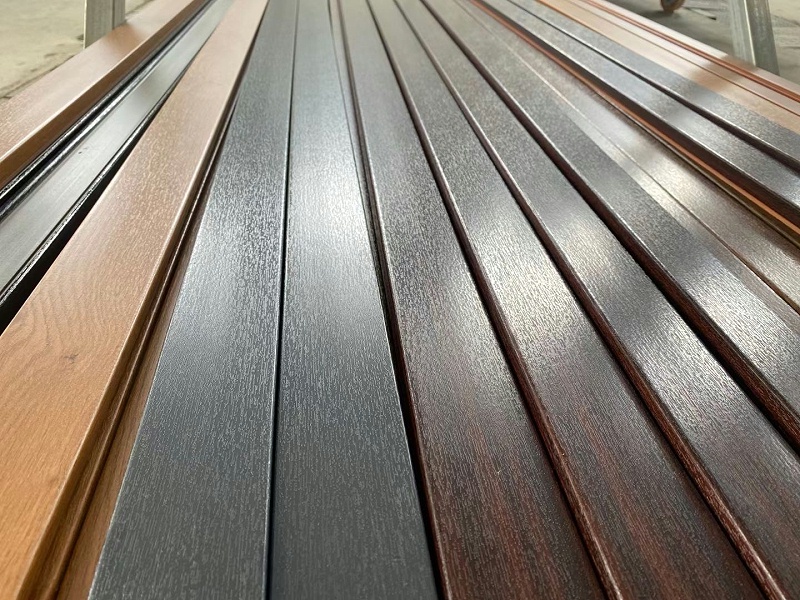 健康鋁木門窗流行的原因是什么？裝在室內(nèi)好看嗎？需注意什么問題？