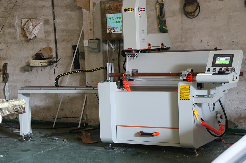 真正懂門窗的人，家里都在用這種鋁合金門窗！