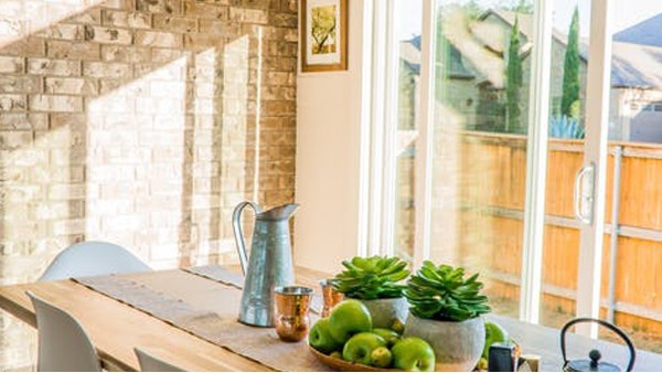 高端鋁門窗廠家的鋁合金門窗特點(diǎn)你都get到了嗎？