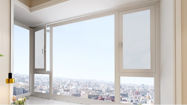 多雨季節(jié)，選擇樓上樓高端門(mén)窗，建筑不需“潮流”！