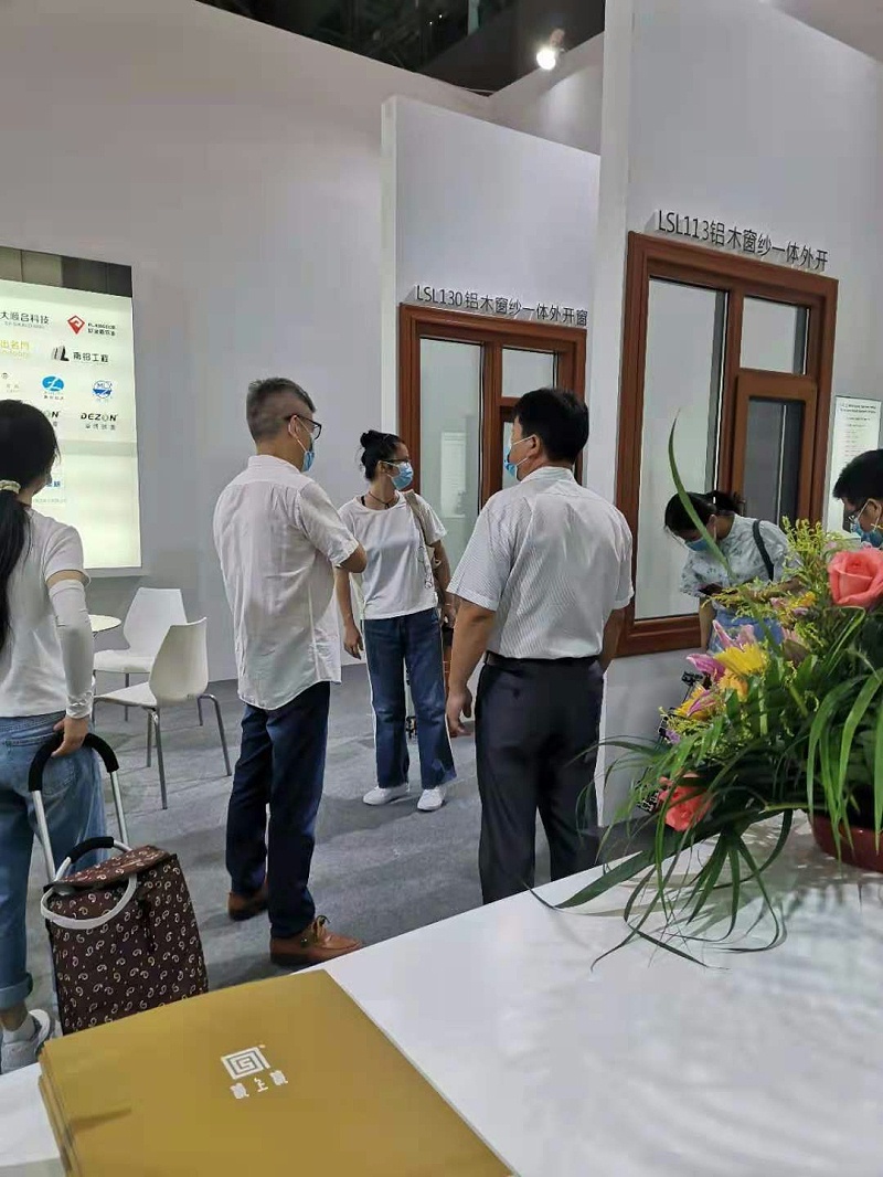 2021廣州建博會 | 樓上樓健康鋁木系統(tǒng)門窗精彩回顧！