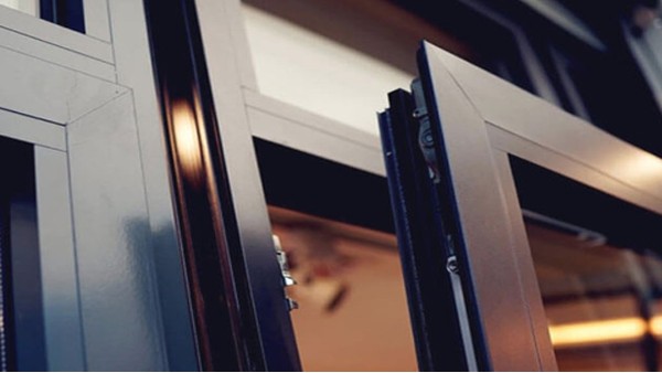 樓上樓工程門窗為什么會比普通門窗廠家性價比高？大有學(xué)問